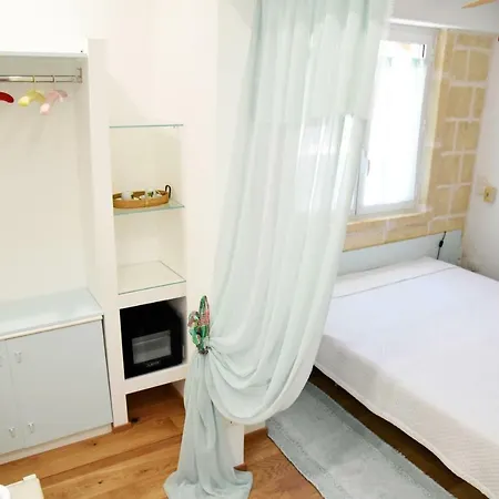 Al Vecchio Glicine 3* Torre Canne