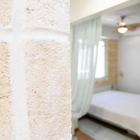 Al Vecchio Glicine Bed & Breakfast 3*