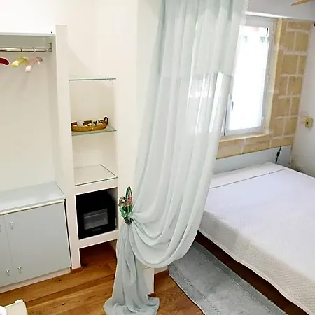 Al Vecchio Glicine Panzió 3*