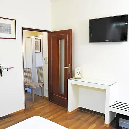 Al Vecchio Glicine 3* Torre Canne