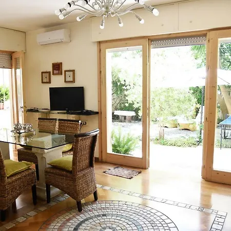 Bed & Breakfast Al Vecchio Glicine 3*